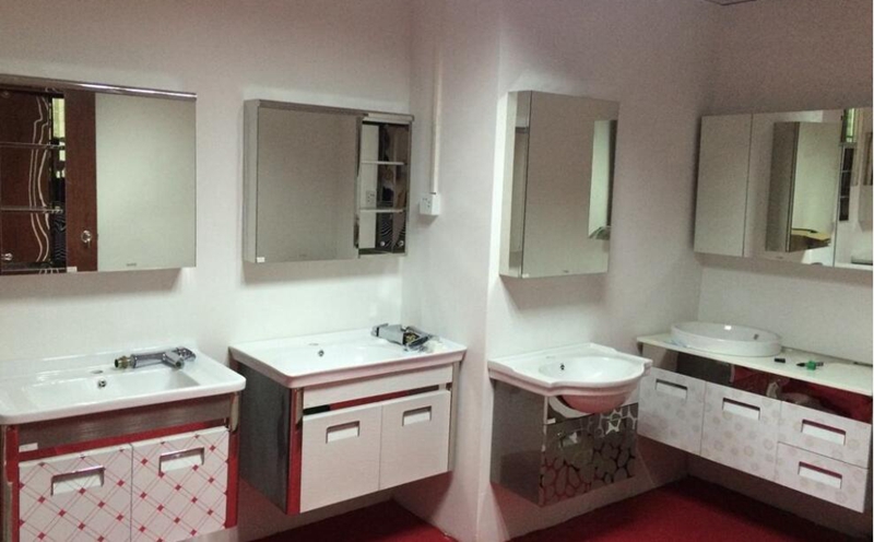 浴室镜,浴室镜选购要点,浴室镜保养